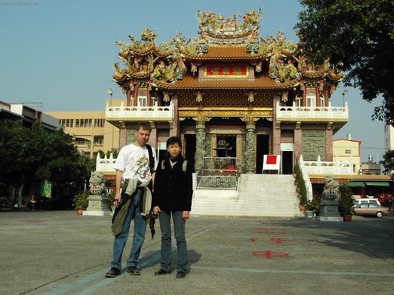 Foto: p�ed chr�mem v Kaohsiungu ( Taiwan )