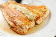 Recept online Treska s ho��i�nou om��kou a b�l�m v�nem
